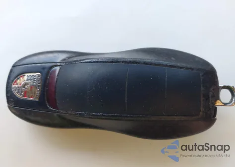 2017 Porsche Cayenne Platinum Edition z USA, uszkodzony, nr VIN WP1AA2A22HKA82308